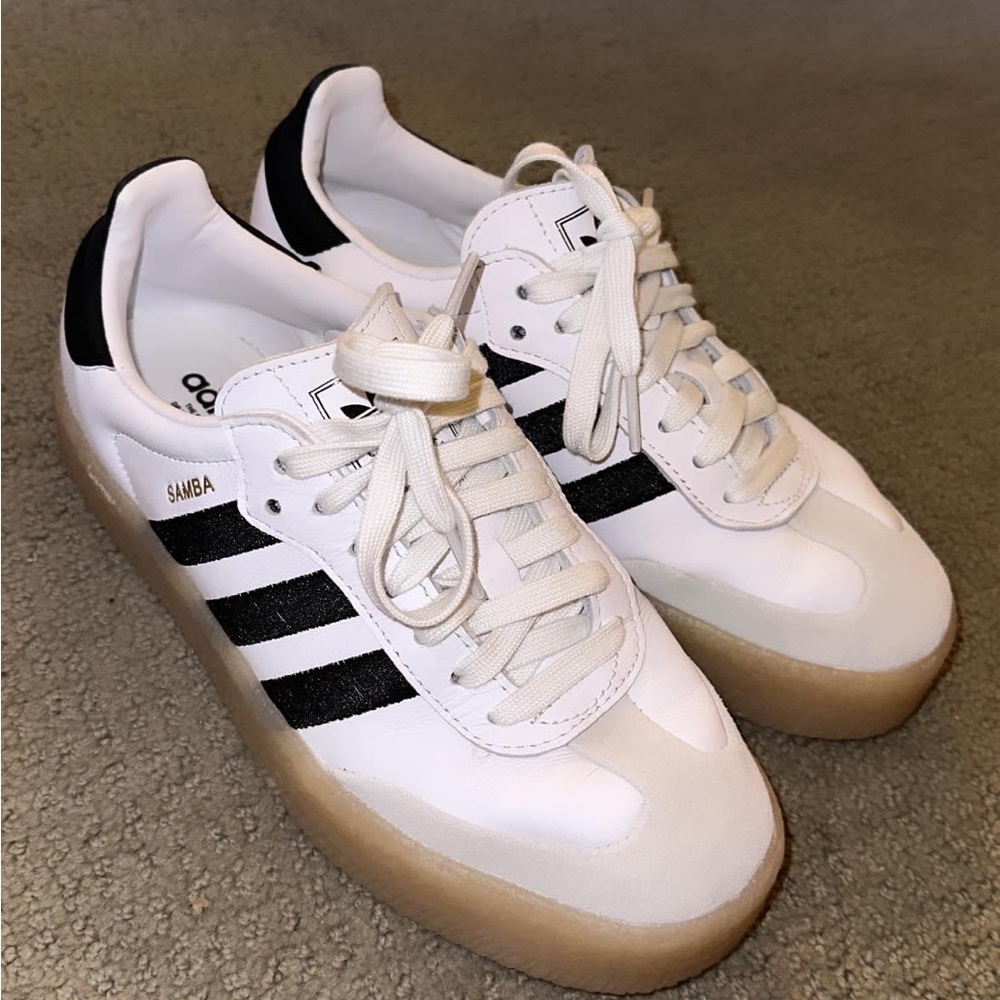 Women’s Adidas Sambae